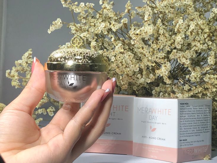 kem-duong-da-merawithe kem-duong-da-merawithe